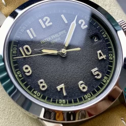 Alternative view of PATEK PHILIPPE Calatrava Automatic 5226G-001 (Black Dial) 40mm A600202608050069