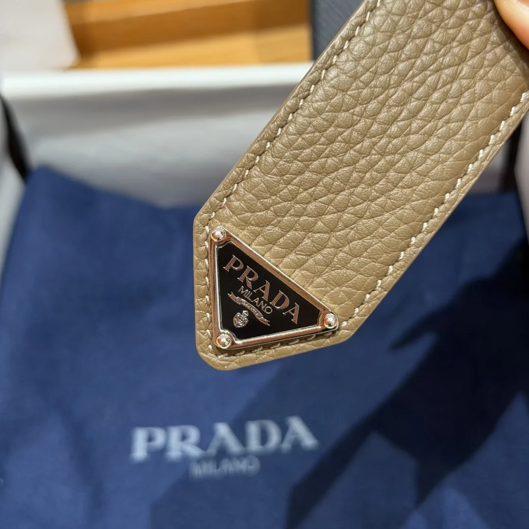 PRADA Belts Leather 3.3cm Width A80202608050313 - Image 9
