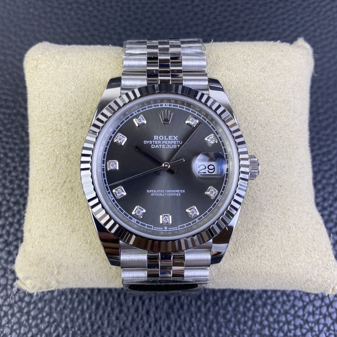 ROLEX Datejust Automatic (Black Dial) 40mm CLEAN A450202608050025