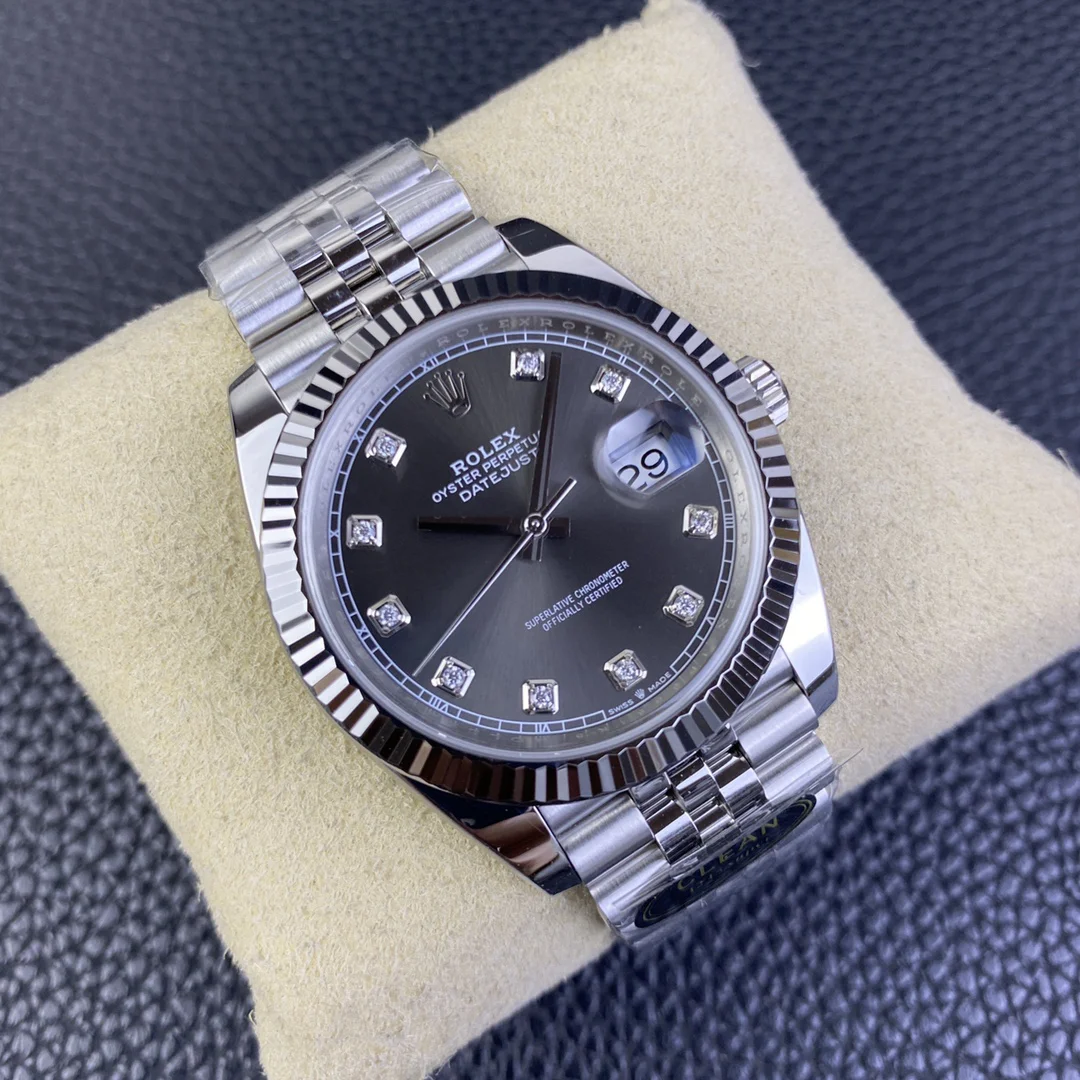 Alternative view of ROLEX Datejust Automatic (Black Dial) 40mm CLEAN A450202608050025