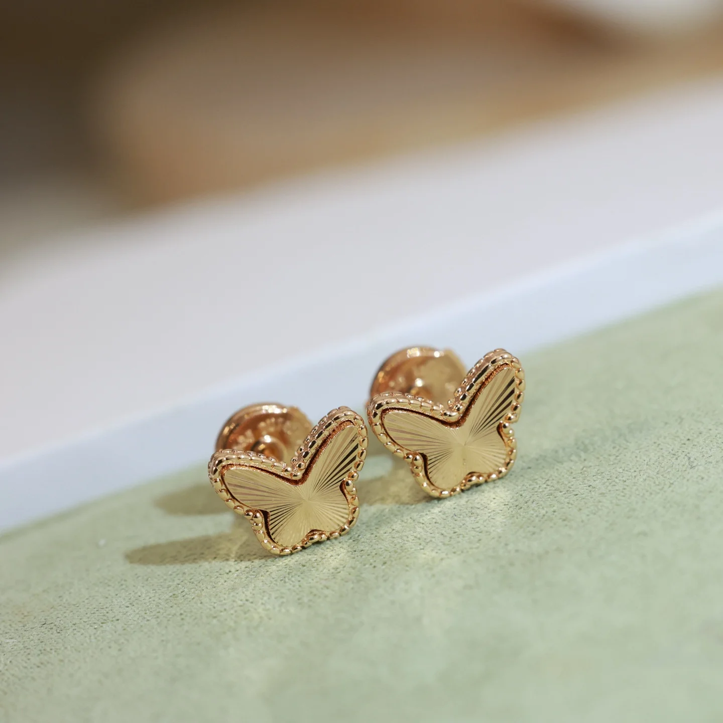 VAN CLEEF & ARPELS Earrings Silver Gold Plated One Size F0202608050206 - Image 3