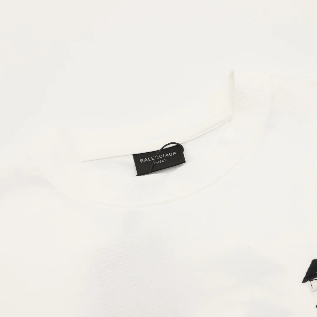 BALENCIAGA T-shirts White-Black S-L A30202609080362 - Image 3