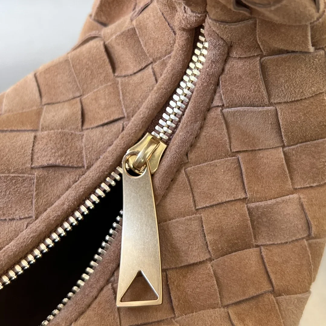BOTTEGA VENETA Shoulder Bags Lamb Leather Brown 23X28X8 E60202609090100 - Image 6