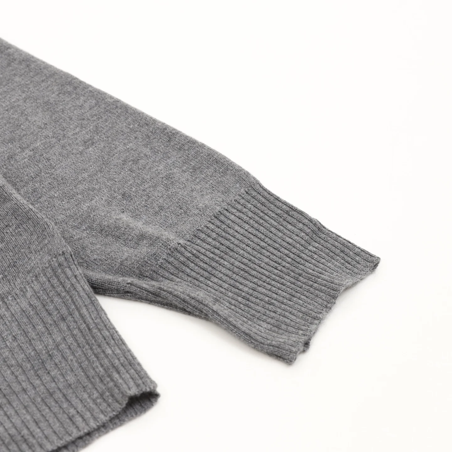 BURBERRY Polos Wool Grey M-XXL B40202609080389 - Image 7