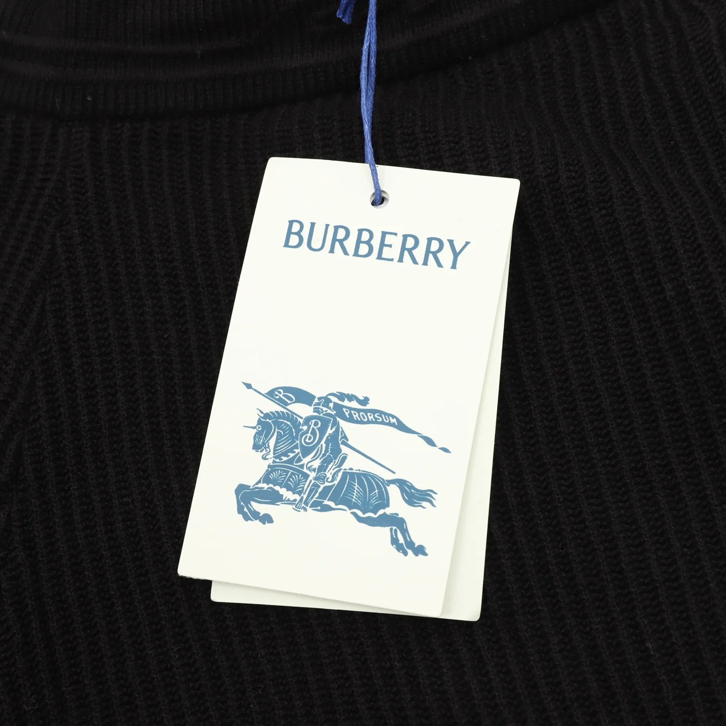 BURBERRY Shorts Black-White S-L A70202609080477 - Image 6
