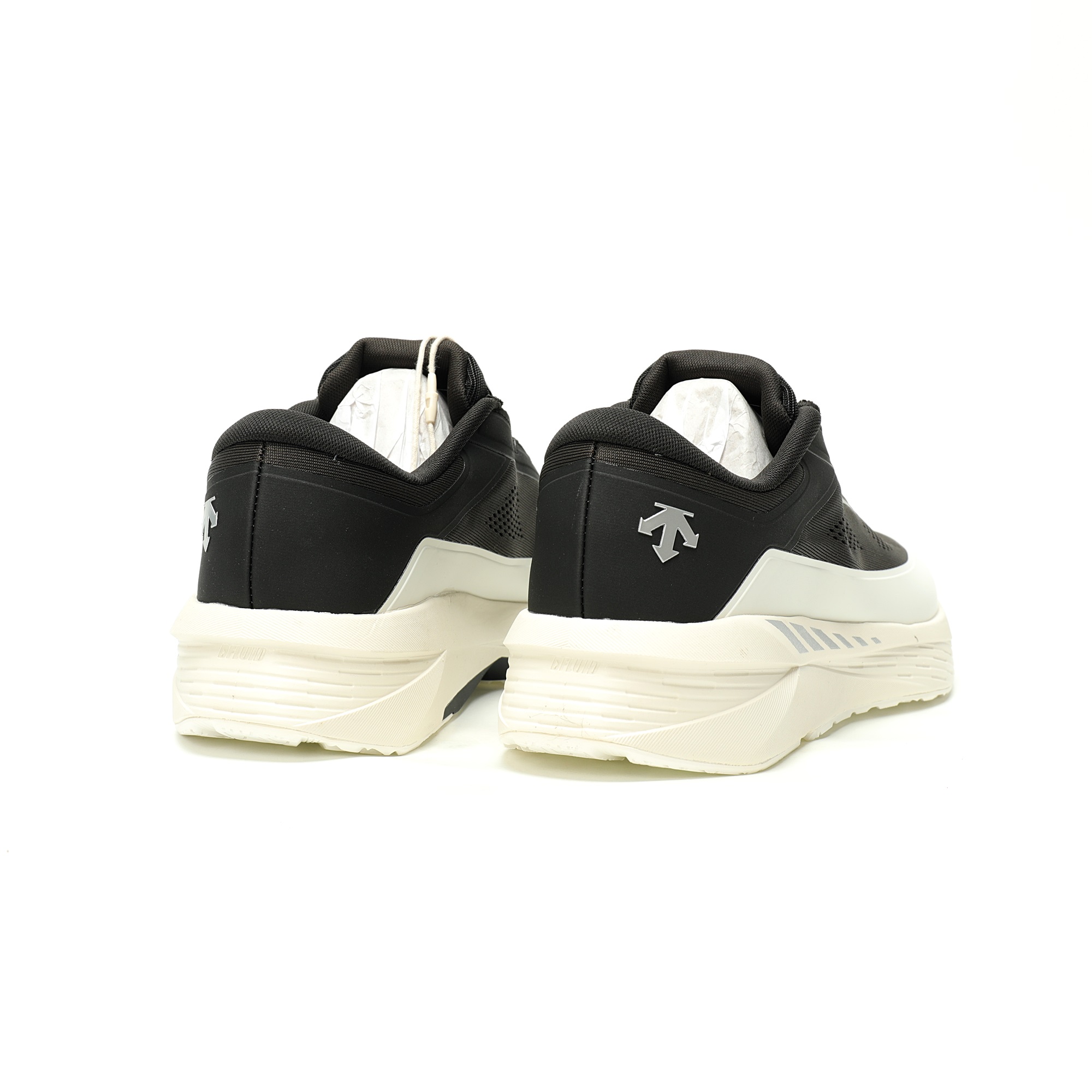 DESCENTE LAVITATE WIRE 3 D5331RRN16 - Image 6