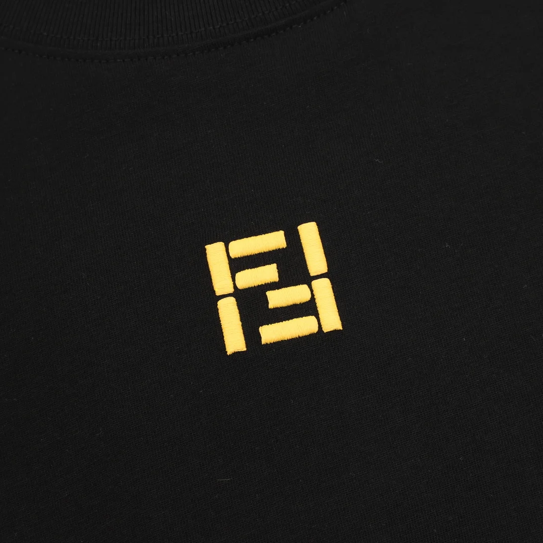 FENDI T-shirts Cotton Black-Gold S-XL A10202609080347 - Image 4