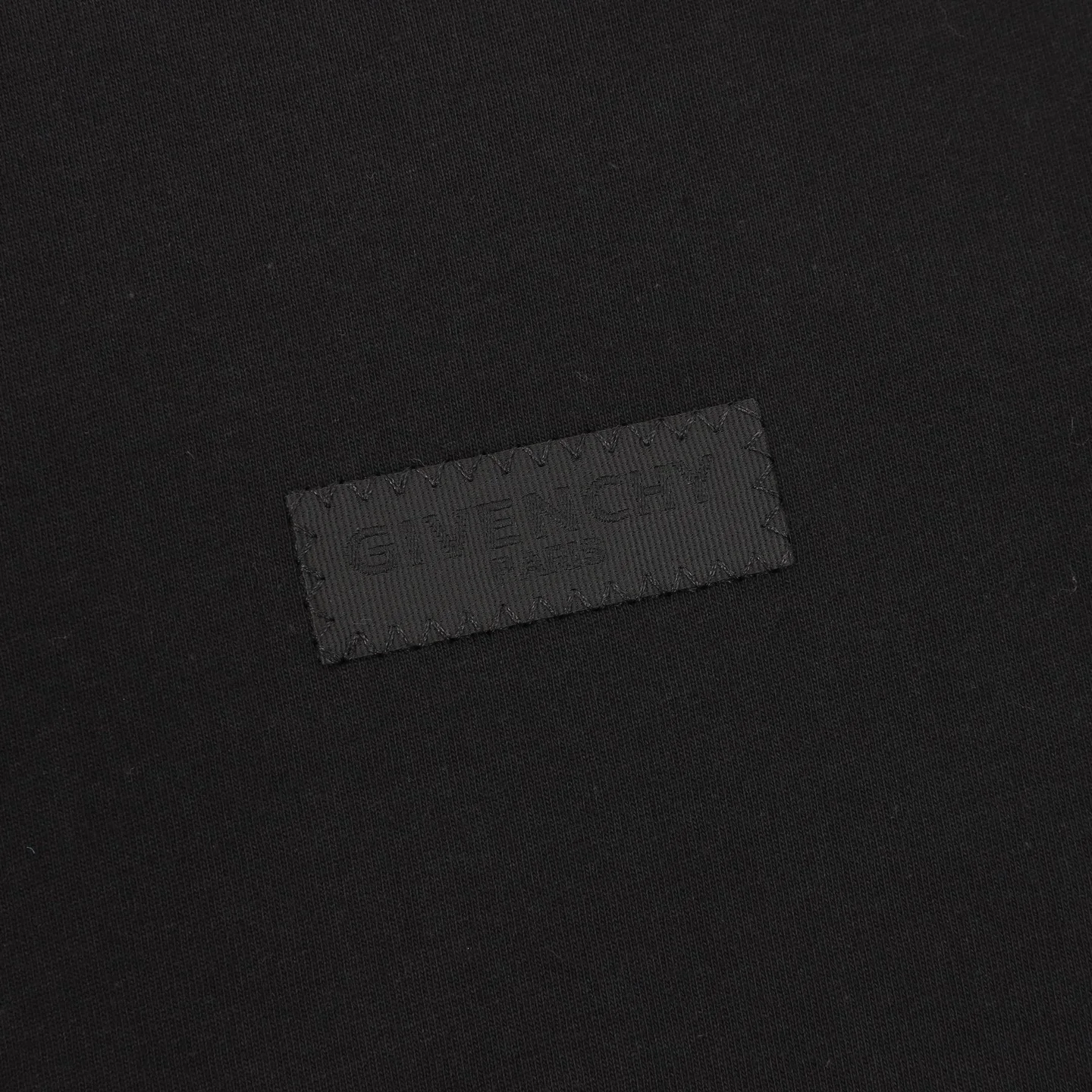 GIVENCHY T-shirts Black S-L A20202609080417 - Image 4