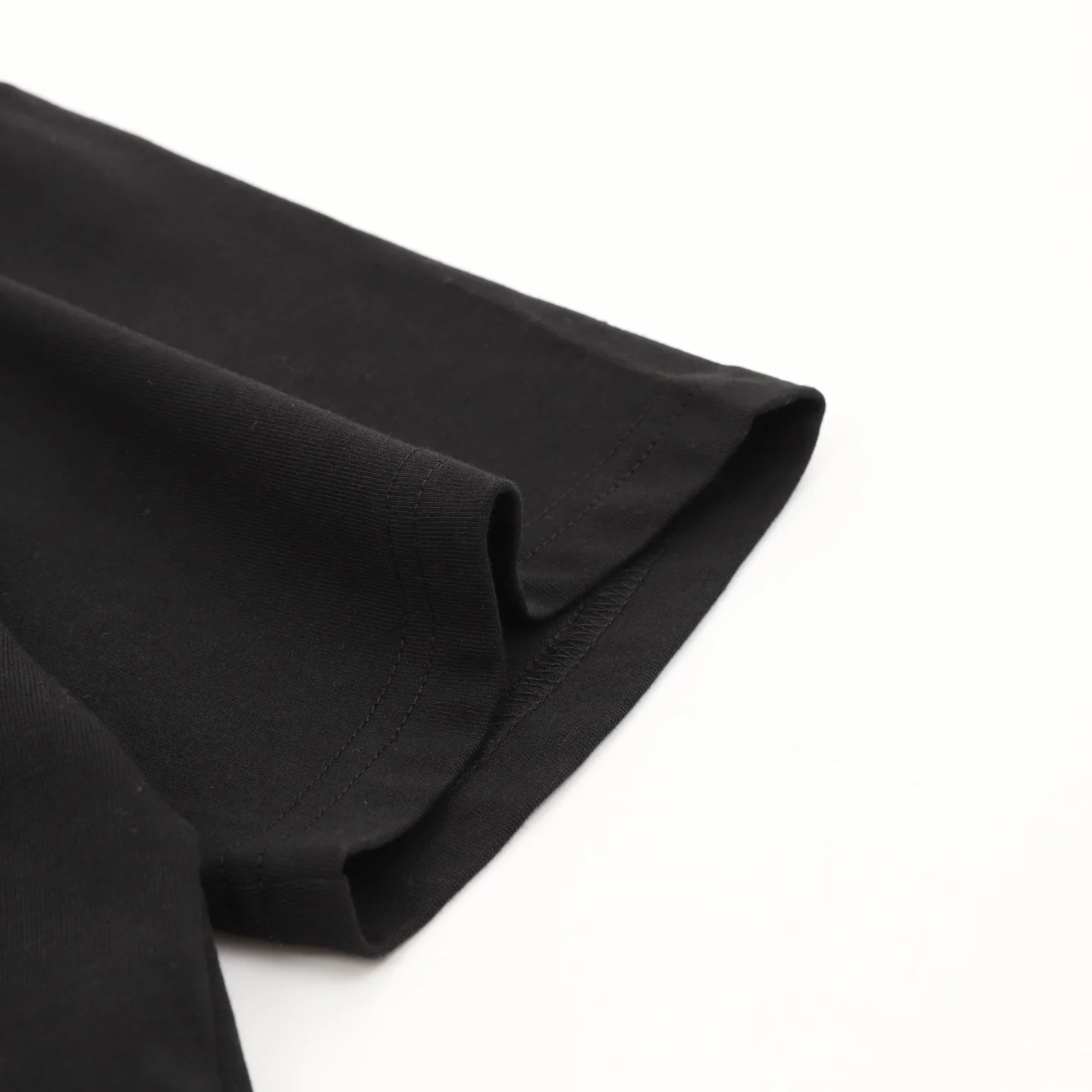 GIVENCHY T-shirts Black S-L A20202609080417 - Image 8