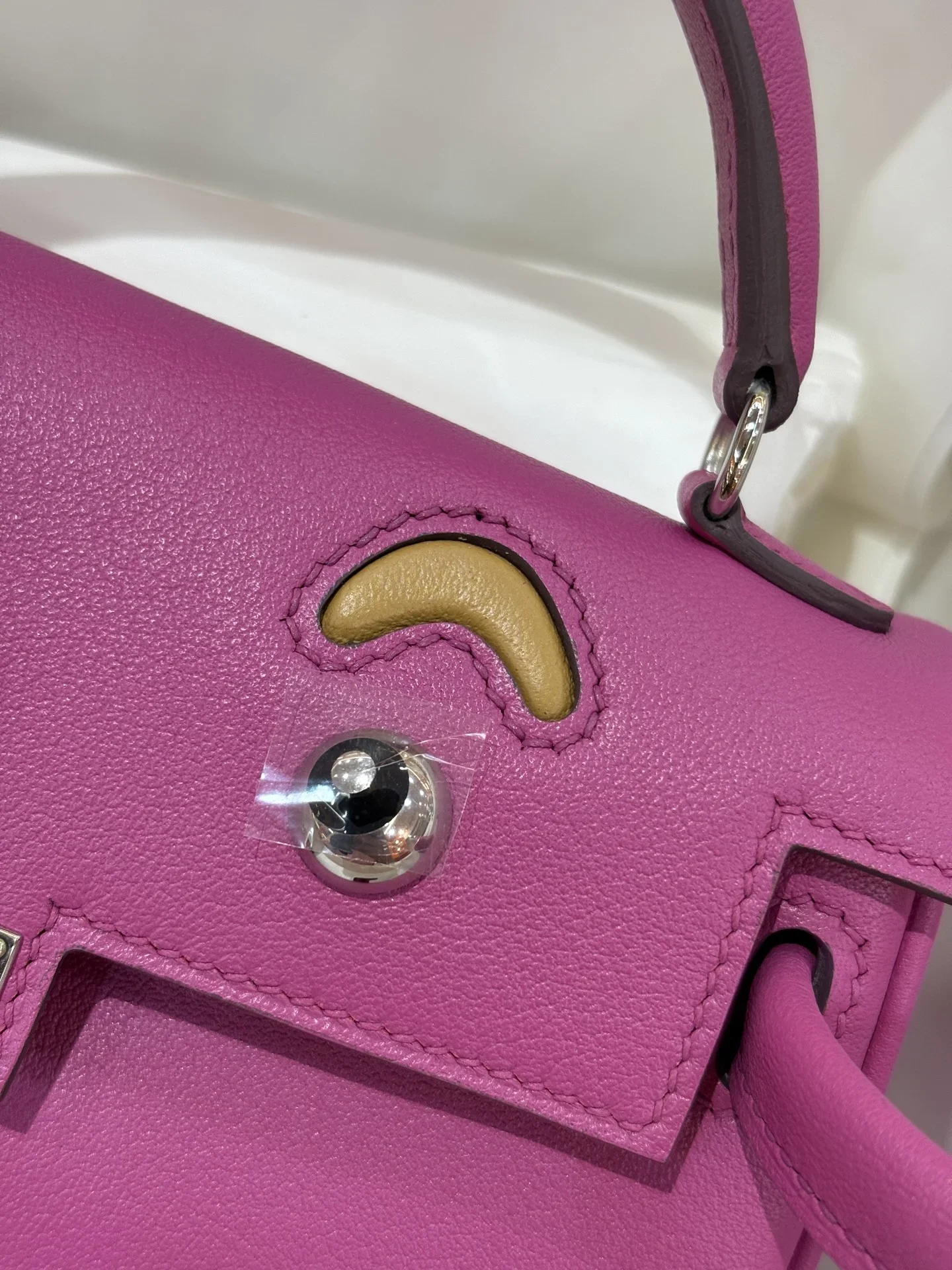 HERMES Top Handle Bags Pink-Tan A350202609090253 - Image 3