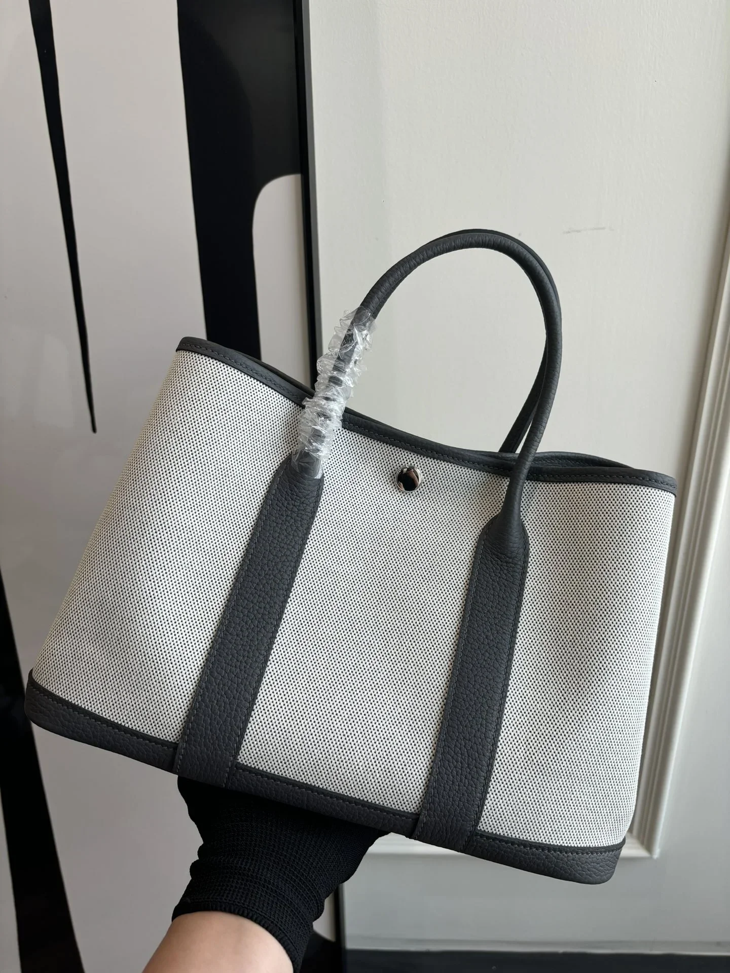 HERMES Totes Bags White-Black 23X30CM A000202609090289