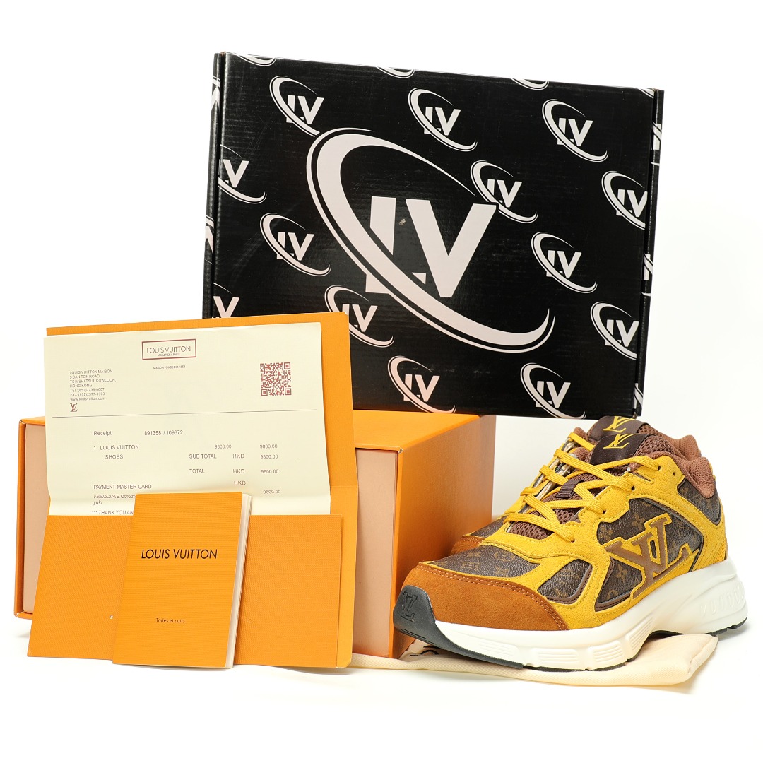 Louis Vuitton Runner Tatic Low Sneaker LV 1AKC3O - Image 9