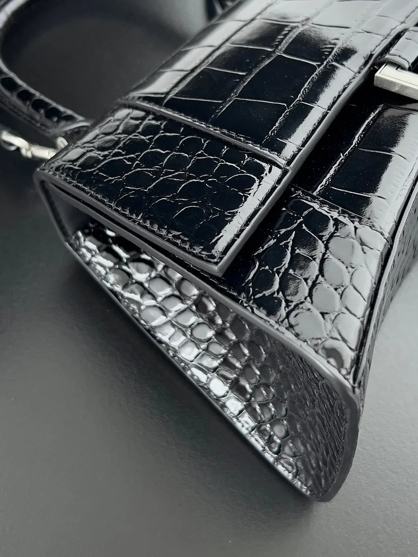 BALENCIAGA Shoulder Bags Black-Silver 23X10X24CM D0010065870 - Image 6