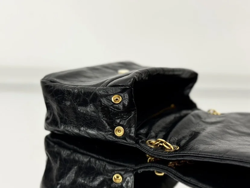 BALENCIAGA Shoulder Bags Soft Calf Leather Black-Gold 24.8X22X12CM E5010065882 - Image 6