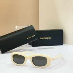 Alternative view of BALENCIAGA Sunglasses A1510072903