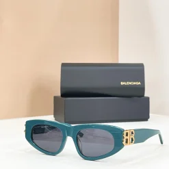 BALENCIAGA Sunglasses A3510071411