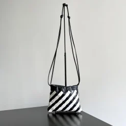 Alternative view of BOTTEGA VENETA Bucket Bags Black-White 21X16.6X1CM F8010065402