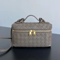 BOTTEGA VENETA Bucket Bags Taupe-Gold 22X12.5X5CM F8010064662