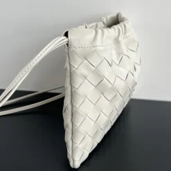 Alternative view of BOTTEGA VENETA Bucket Bags White 21X16.6X1CM F8010065381