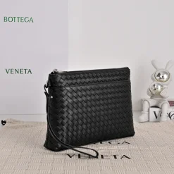 Alternative view of BOTTEGA VENETA Clutches Bags Black 26X17.5X6CM F0010065592