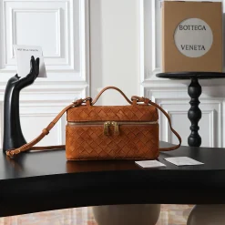 BOTTEGA VENETA Clutches Bags Brown-Gold 22X12.5X5CM F8010064602
