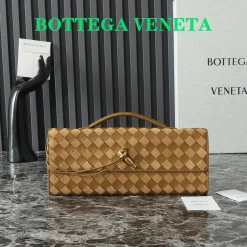 BOTTEGA VENETA Clutches Bags Cashmere Brown 31X13X3CM F8010064318