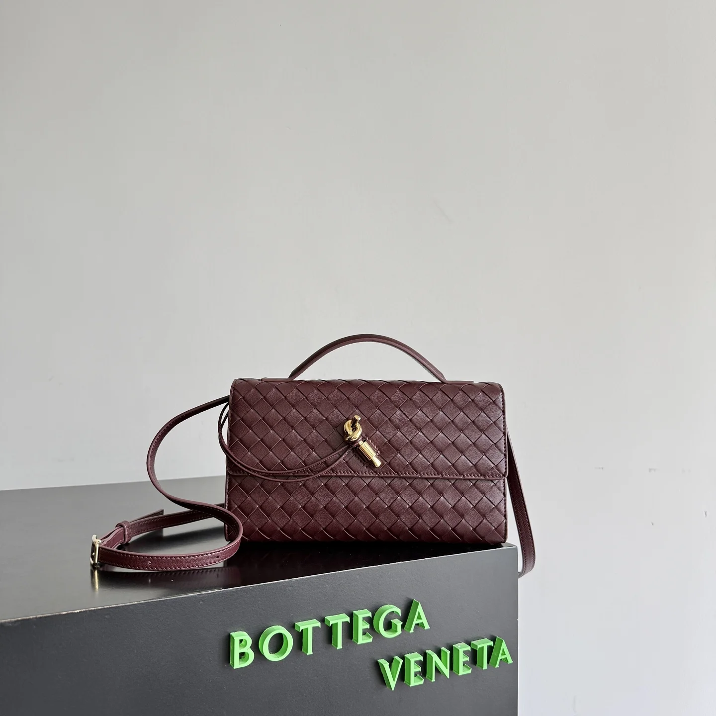 BOTTEGA VENETA Clutches Bags Lamb Leather Burgundy-Gold 24X13.5X7CM G6010065865