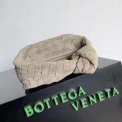 Alternative view of BOTTEGA VENETA Shoulder Bags Beige 23X15X5CM E6010061926