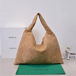 BOTTEGA VENETA Shoulder Bags Beige 54X24X13CM A08010060864