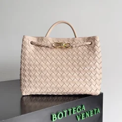 BOTTEGA VENETA Shoulder Bags Beige-Gold 32X24X12CM A13010065774