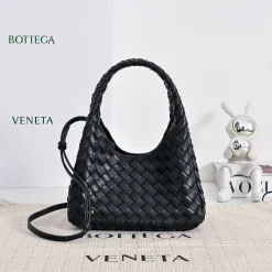 BOTTEGA VENETA Shoulder Bags Black 20X12.5X9CM G8010060789