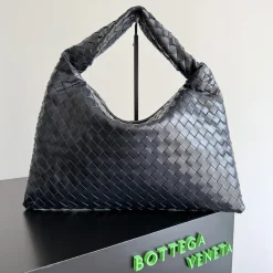 BOTTEGA VENETA Shoulder Bags Black 46X21X10CM I8010060614