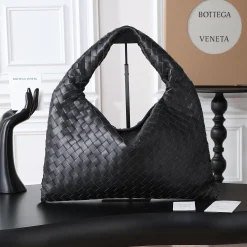 BOTTEGA VENETA Shoulder Bags Black 46X21X10CM I8010060635