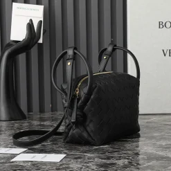 Alternative view of BOTTEGA VENETA Shoulder Bags Black-Gold 19X12X9CM F8010065266