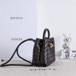 Alternative view of BOTTEGA VENETA Shoulder Bags Black-Gold 20X15X9CM H3010063887
