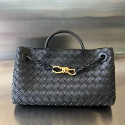 BOTTEGA VENETA Shoulder Bags Black-Gold 29X18X10CM I8010063958