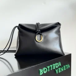 BOTTEGA VENETA Shoulder Bags Black-Gold 30X20X8CM H4010064045