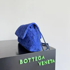 Alternative view of BOTTEGA VENETA Shoulder Bags Blue 33X19X8CM H8010065320