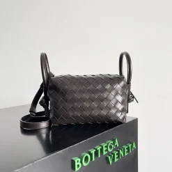 BOTTEGA VENETA Shoulder Bags Brown 19X12X9CM F8010065281