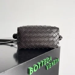 Alternative view of BOTTEGA VENETA Shoulder Bags Brown 19X12X9CM F8010065281