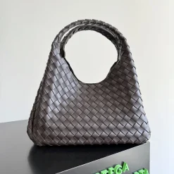 BOTTEGA VENETA Shoulder Bags Brown 33X20X16.5CM A28010065065
