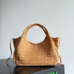 Alternative view of BOTTEGA VENETA Shoulder Bags Brown 33X20X16.5CM A28010065072