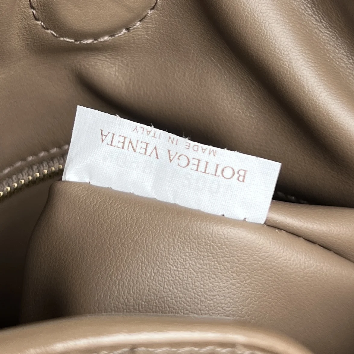 BOTTEGA VENETA Shoulder Bags Brown 41X20.5X7.5CM H8010060244 - Image 9