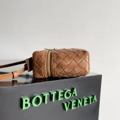 Alternative view of BOTTEGA VENETA Shoulder Bags Brown-Gold 22X12.5X5CM F8010064858