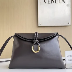 BOTTEGA VENETA Shoulder Bags Brown-Gold 30X20X8CM H4010064059