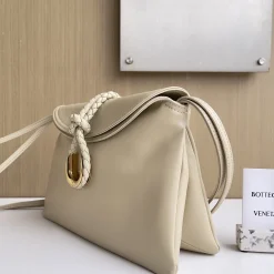 Alternative view of BOTTEGA VENETA Shoulder Bags Calfskin Leather Beige-Gold 27X16X6CM G5010064111