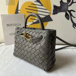 Alternative view of BOTTEGA VENETA Shoulder Bags Gray-Gold 20X15X9CM H3010063877