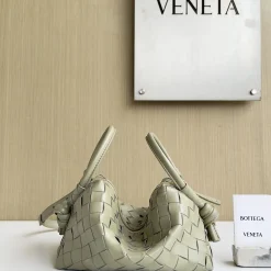 Alternative view of BOTTEGA VENETA Shoulder Bags Green 19X12X9CM F8010065233