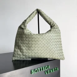BOTTEGA VENETA Shoulder Bags Green 41X20X8CM H8010060164