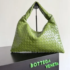 BOTTEGA VENETA Shoulder Bags Green 46X21X10CM I8010060597